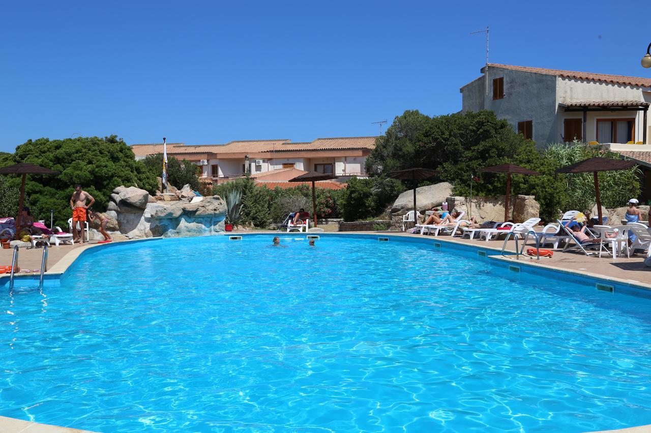 Club Esse Residence Capo D'Orso Palau Ngoại thất bức ảnh