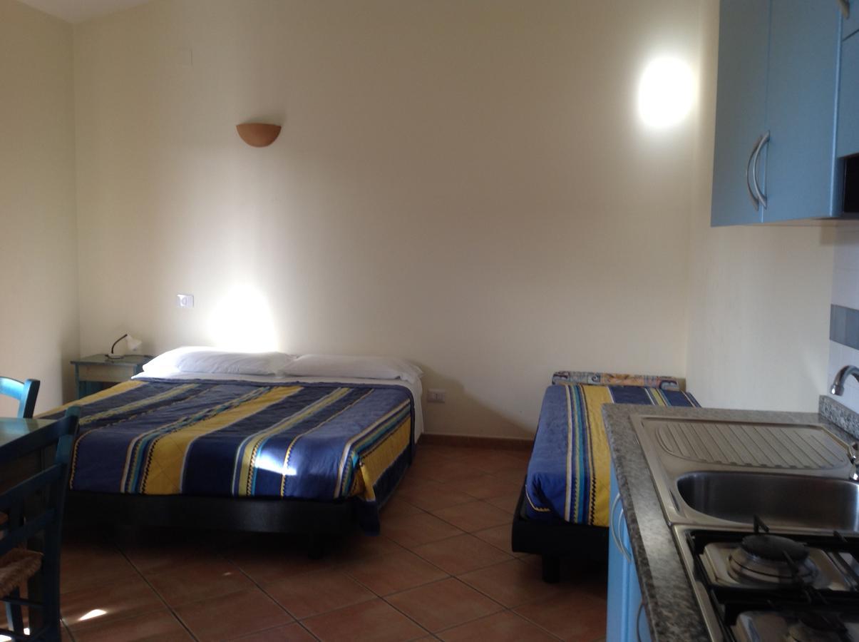 Club Esse Residence Capo D'Orso Palau Ngoại thất bức ảnh