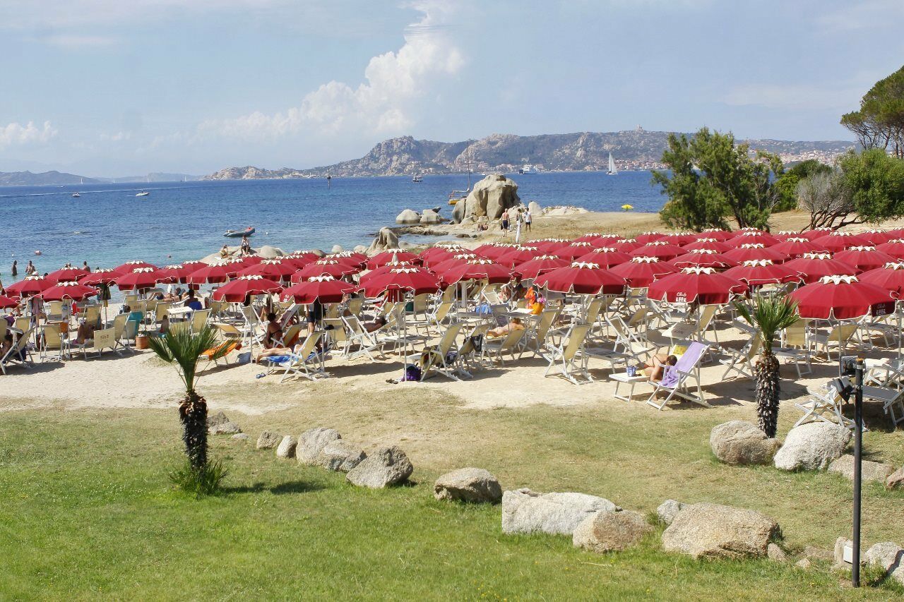 Club Esse Residence Capo D'Orso Palau Ngoại thất bức ảnh